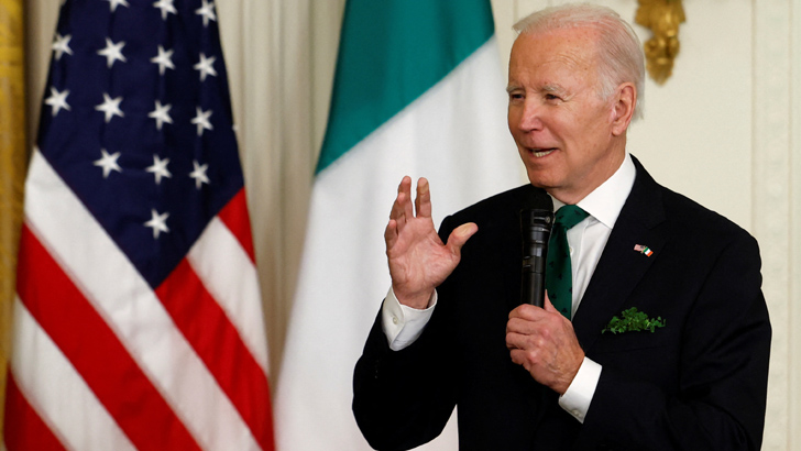 পুতিন ‘যুদ্ধাপরাধ’ করেছেন: বাইডেন