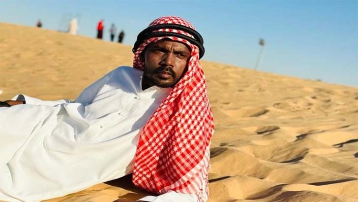 মরুভূমিতে যে গানের শুটিং করলেন হিরো আলম