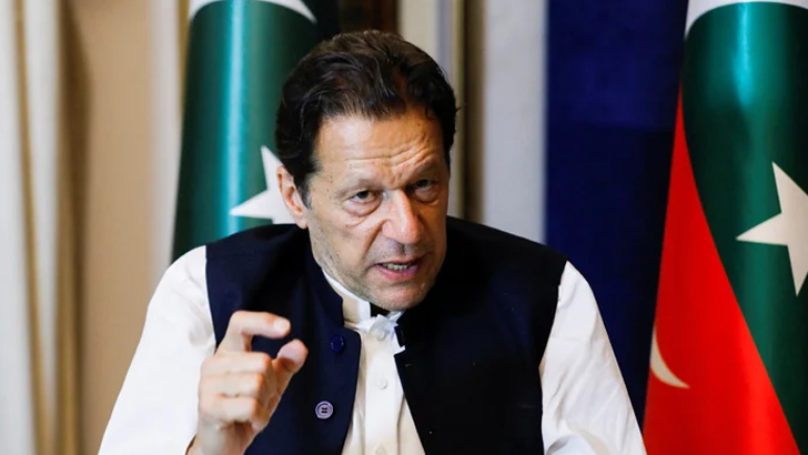 যে কারণে বিকল্প কমিটি গঠন করলেন ইমরান খান