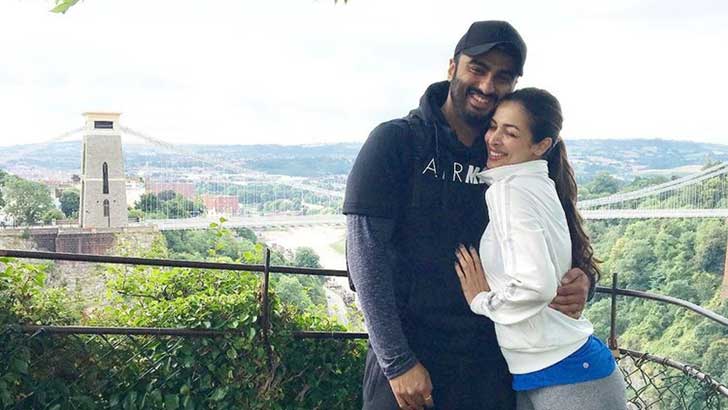 ‘প্রেমিক বয়সে ছোট হলে তারুণ্য ধরে রাখা সহজ’