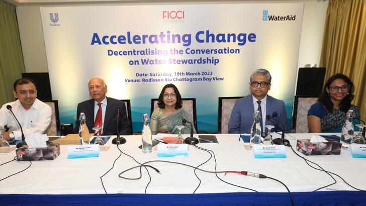 পানি সংকট সমাধানে পরিবর্তনের পথ ত্বরান্বিত করতে গোলটেবিল আলোচনা