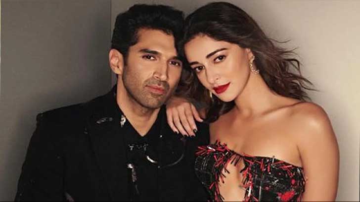 অনন্যার সঙ্গে প্রেমের ‘গুঞ্জনের’ মধ্যে বিয়ে নিয়ে যা বললেন আদিত্য