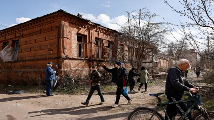 ইউক্রেনে ২টি অস্থায়ী গ্রাম বানাবে যুক্তরাজ্য ও পোল্যান্ড