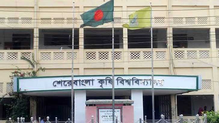 ১০ তলা থেকে লাফিয়ে পড়া সেই শেকৃবি ছাত্রীর মৃত্যু