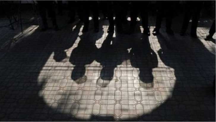 গভীর রাতে মাদ্রাসা শিক্ষককে তুলে নেওয়ার অভিযোগ