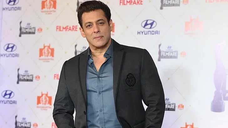আপনার ঘনিষ্ঠ দৃশ্যের অভিনয় দারোয়ানও তো দেখে: সালমান খান