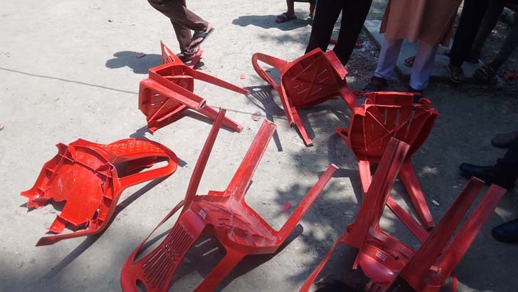 ছাত্রলীগের হামলায় বিএনপির অবস্থান কর্মসূচি পণ্ড, আহত ২৫