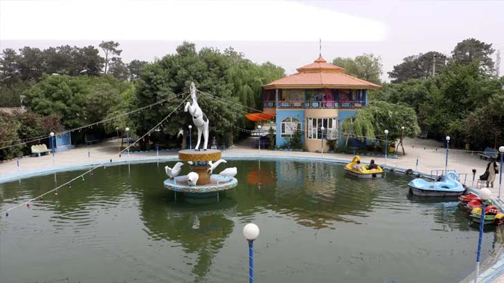 নারীদের রেস্টুরেন্টে যাওয়া মানা