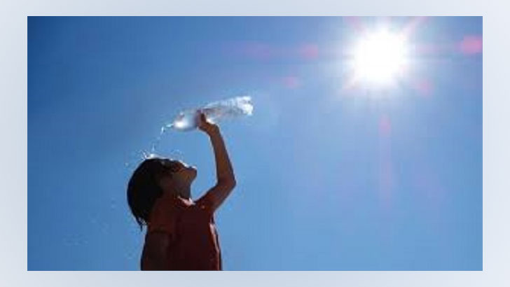 তীব্র গরমে জনজীবন অতিষ্ঠ