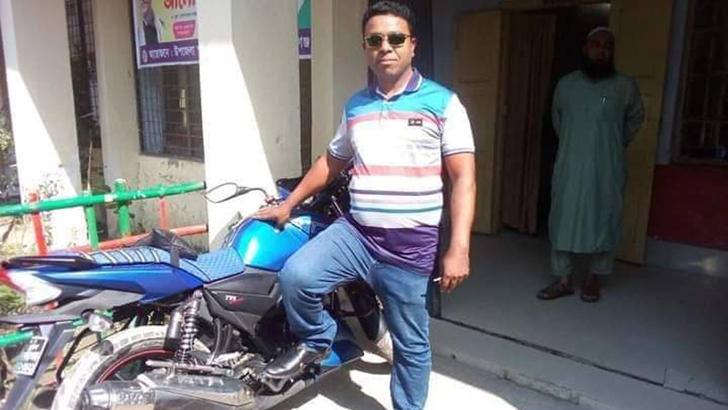 সম্পদ নিয়ে মুক্তিযোদ্ধার ৪ ছেলের দ্বন্দ্ব, নামাজরত অবস্থায় কুপিয়ে হত্যা