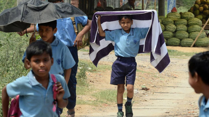 পশ্চিমবঙ্গে তীব্র গরমে ৬ দিন স্কুল বন্ধ