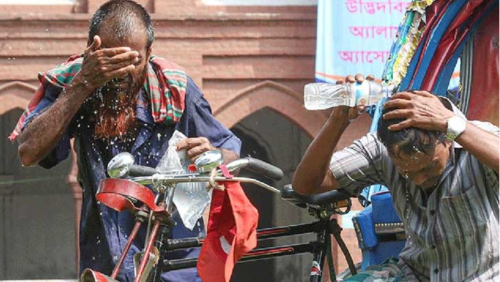 তাপপ্রবাহে স্বাস্থ্যঝুঁকিতে বয়স্ক ও শিশুরা