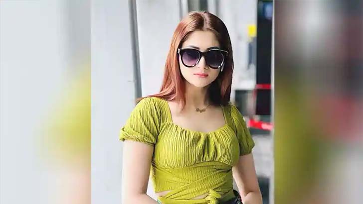 রুচির পরিবর্তন আনতে চান পূজা চেরি