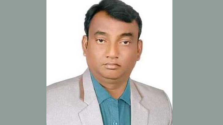 দুর্গাপুরে ইউপি চেয়ারম্যান গ্রেফতার