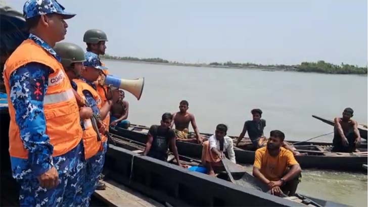 সুন্দরবন থেকে সরিয়ে আনা হচ্ছে পর্যটক, বাগেরহাটে প্রস্তুত ৪৪৬ আশ্রয় কেন্দ্র