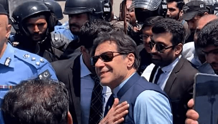 জামিন পেলেন ইমরান খান 