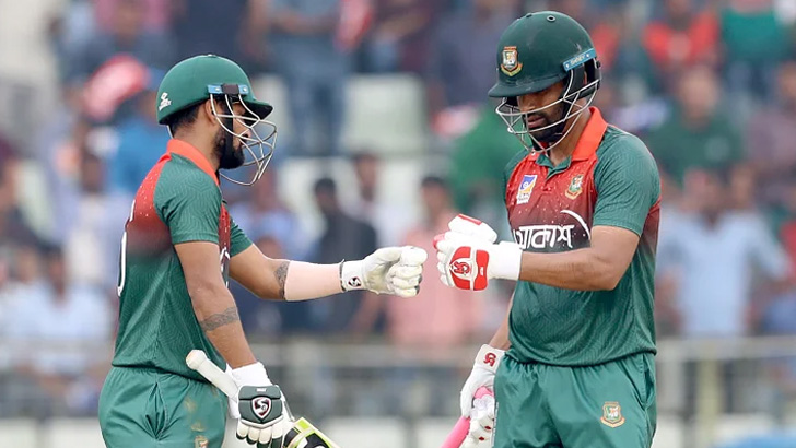 তামিম-লিটনের ব্যাটে এগিয়ে যাচ্ছে বাংলাদেশ