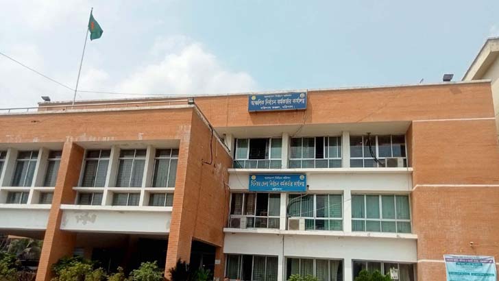 বরিশালে মেয়র পদে ১০ সাধারণ ১৪৬ সংরক্ষিত ৪২ প্রার্থীর মনোনয়ন জমা