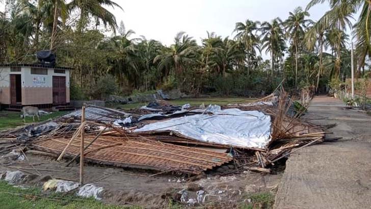 ত্রাণ নয় পুনর্বাসন চান সেন্টমার্টিনের ক্ষতিগ্রস্ত মানুষ