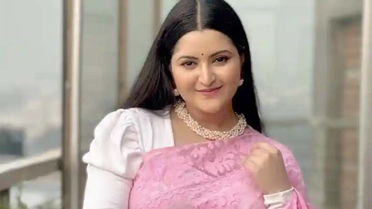 বাসায় ফিরলেন পরীমনি