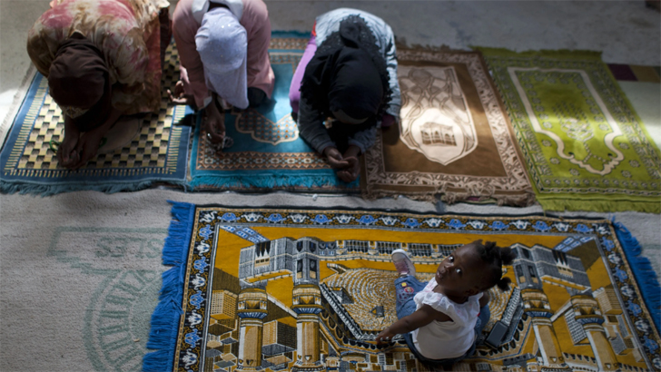 দেবিদ্বারের যে মসজিদ নজর কাড়ে সবার