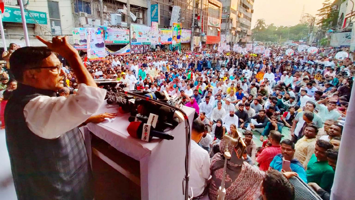 ‘আগামী নির্বাচন হবে ঐতিহাসিক, বিদেশিদের মাথা ঘামানোর দরকার নেই’