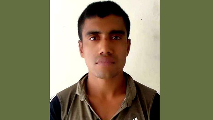 আদালত চত্বর থেকে পলাতক আসামি গ্রেফতার