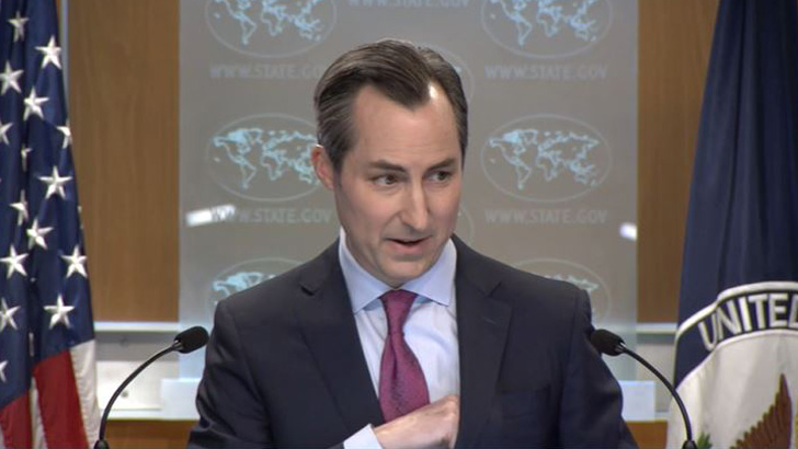 বাংলাদেশ কি পারবে মার্কিন নিষেধাজ্ঞা সামলাতে?