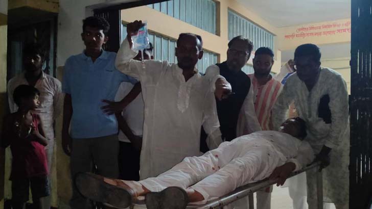 সম্মেলনে যুবকের ইটের টুকরার আঘাতে হাসপাতালে আ.লীগ নেতা