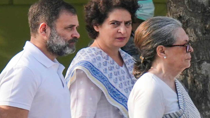 সোনিয়া রাহুল ও প্রিয়াংকার বিরুদ্ধে আয়কর মামলা!