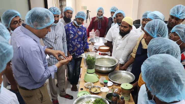 দুগ্ধ দিবসে চরফ্যাশনে দুগ্ধপণ্য মেলা