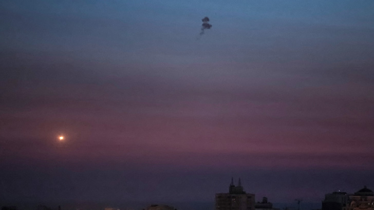 ৬৭ রুশ ক্ষেপণাস্ত্র-ড্রোন ধ্বংস করল ইউক্রেন