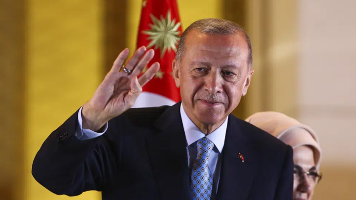 ক্ষমতার তৃতীয় দশকে পা রাখা এরদোগানের সামনে ২ চ্যালেঞ্জ