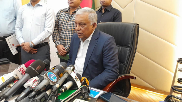 সড়ক নিরাপত্তা প্রত্যাহারের বিষয়ে জানতে চাইলেন মার্কিন রাষ্ট্রদূত