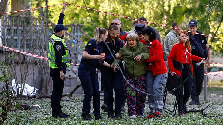 রাশিয়ার ছোড়া ৩০ ক্ষেপণাস্ত্র ধ্বংসের দাবি ইউক্রেনের
