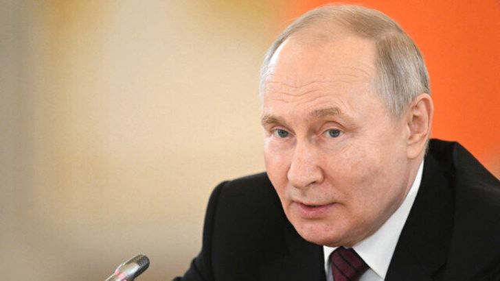 রাশিয়ার স্থিতিশীলতা হুমকির মুখে: যে বার্তা দিলেন পুতিন