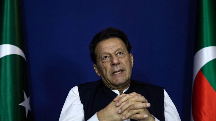 আগামী নির্বাচনে আমার জয় ঠেকাতে চান জেনারেলরা: ইমরান খান