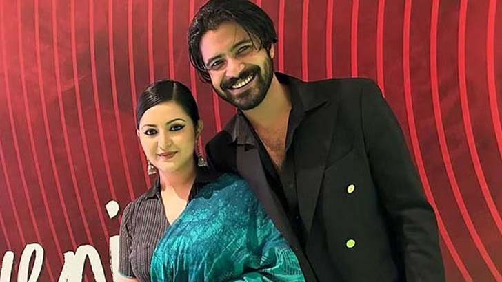 রাজের সব কথার উত্তরও লাইভেই দেবেন পরীমনি 