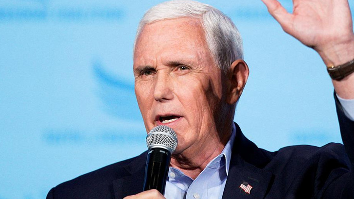 মাইক পেন্সের ঘোষণা, লড়তে হবে বস ট্রাম্পের সঙ্গে