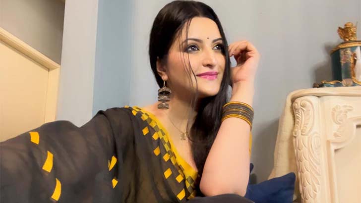 এগুলো ফাজলামি, এভাবে সংসার হয় না: পরীমনি