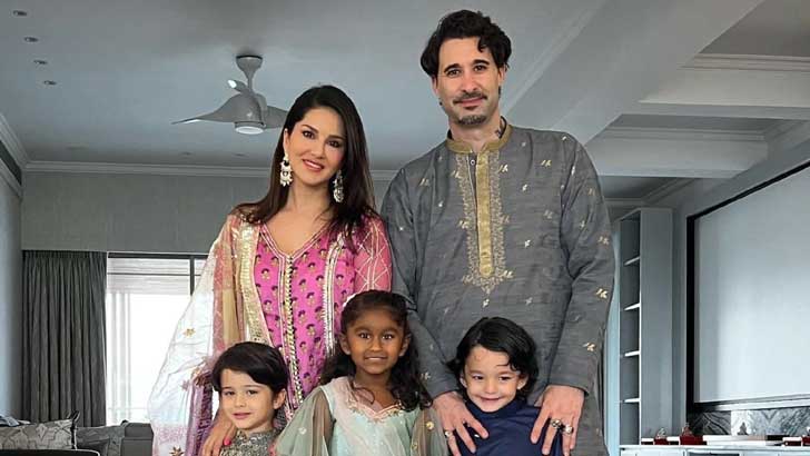 স্বামী-সন্তানদের নিয়ে প্রথম বিয়ের দাওয়াতে যাচ্ছেন সানি
