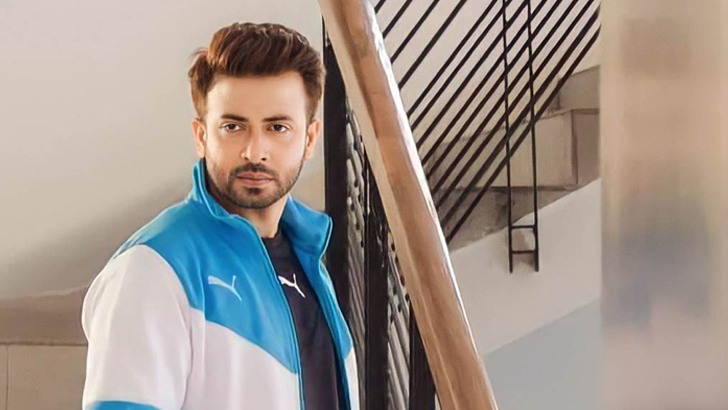 ‘আছি তোমারই অপেক্ষায়’ লিখে যে বার্তা দিলেন শাকিব