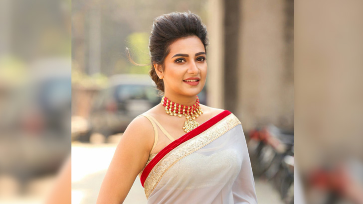 সুসংবাদ দিলেন শুভশ্রী