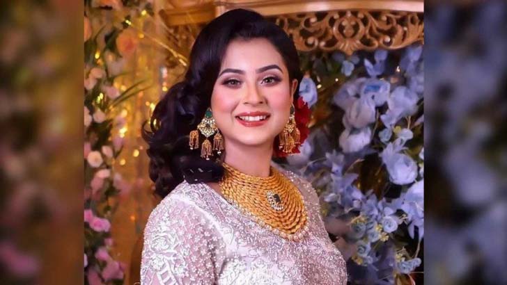 যদিও একা ঈদ করা অনেক কষ্টের: বুবলী