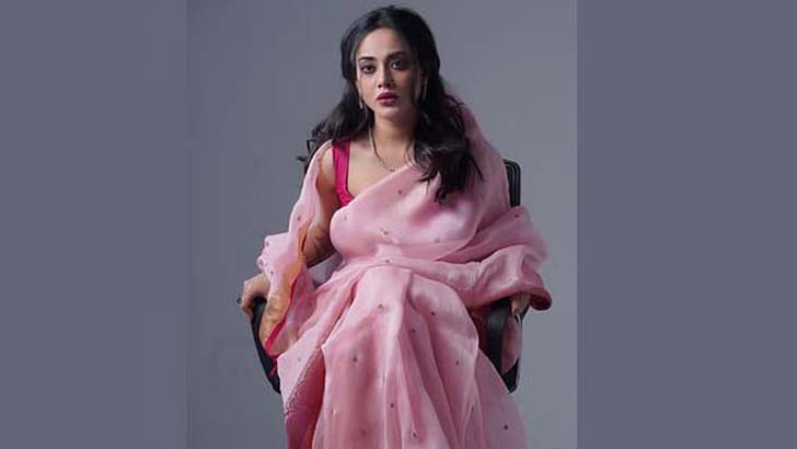 ‘তমার হাতে কাজ নেই’ শিরোনামে বিরক্ত নায়িকা