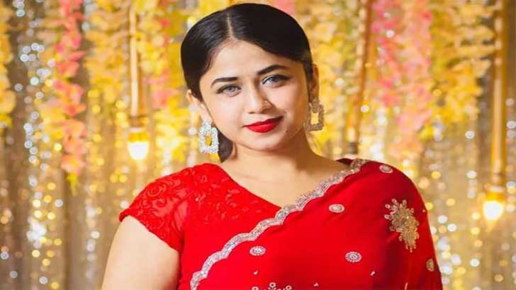 বিয়ের খবর দিলেন ফারিয়া শাহরিন