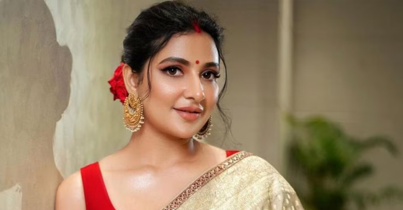 অন্তঃসত্ত্বা অবস্থায় কী খাচ্ছেন শুভশ্রী? 