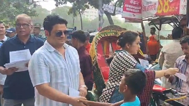 এবার ঢাকা-১৭ আসনে নৌকার প্রচারে ফেরদৌস