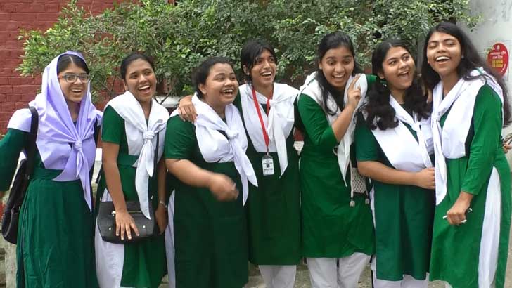ময়মনসিংহ শিক্ষা বোর্ড: এবারো জিপিএ-৫ প্রাপ্তিতে ছেলেদের চেয়ে মেয়েরা এগিয়ে