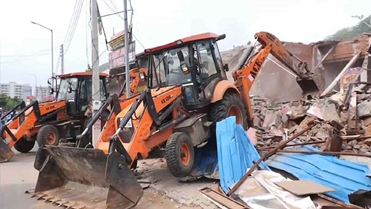 হরিয়ানায় এবার ৪৫ দোকান গুঁড়িয়ে দিল পুলিশ